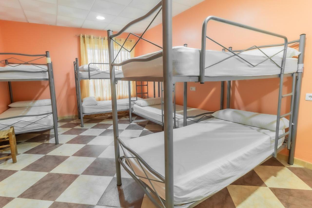 Albergue Rojo Plata Torremegia Ngoại thất bức ảnh