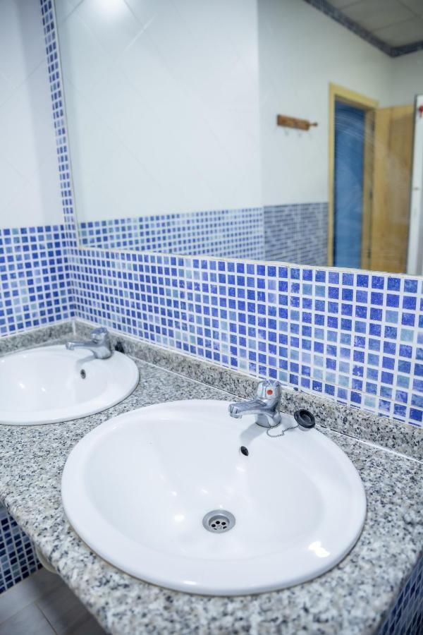 Albergue Rojo Plata Torremegia Ngoại thất bức ảnh