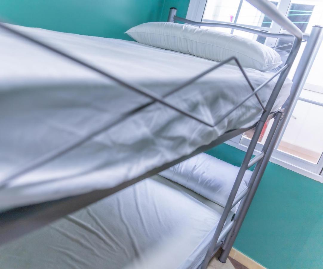 Albergue Rojo Plata Torremegia Ngoại thất bức ảnh