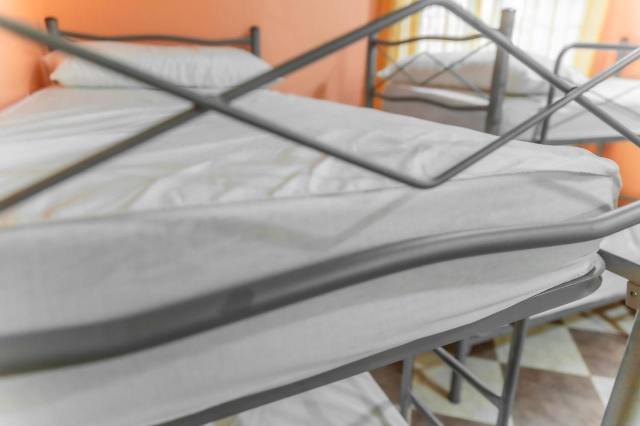Albergue Rojo Plata Torremegia Ngoại thất bức ảnh