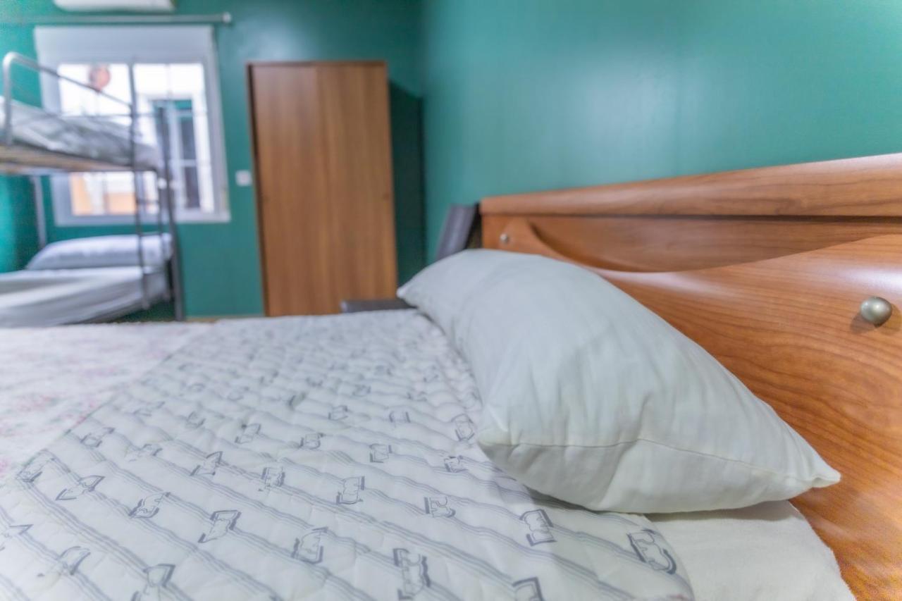 Albergue Rojo Plata Torremegia Ngoại thất bức ảnh